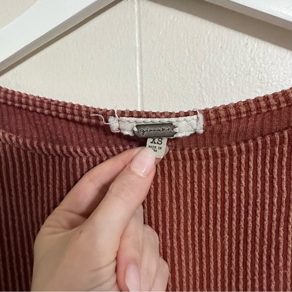 BKE gimmicks washed rib knit top in rust (XS) - Picture 8 of 8